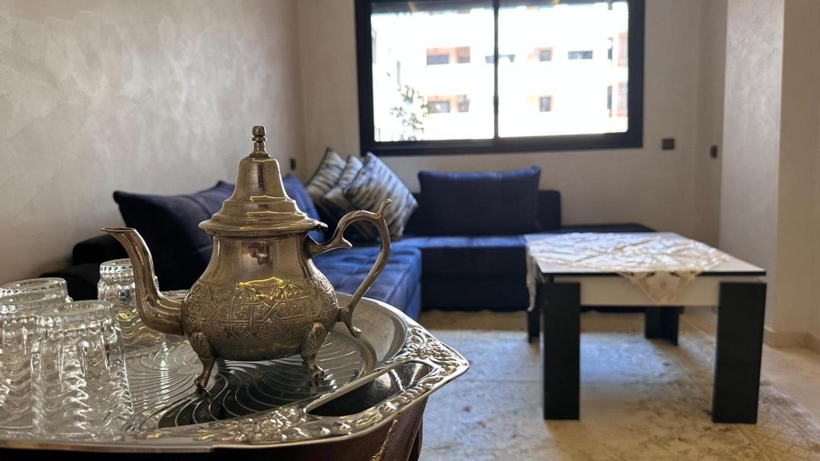 Luxurious 2 Bedroom Center With Pool ' Train Station ' Aeroport *