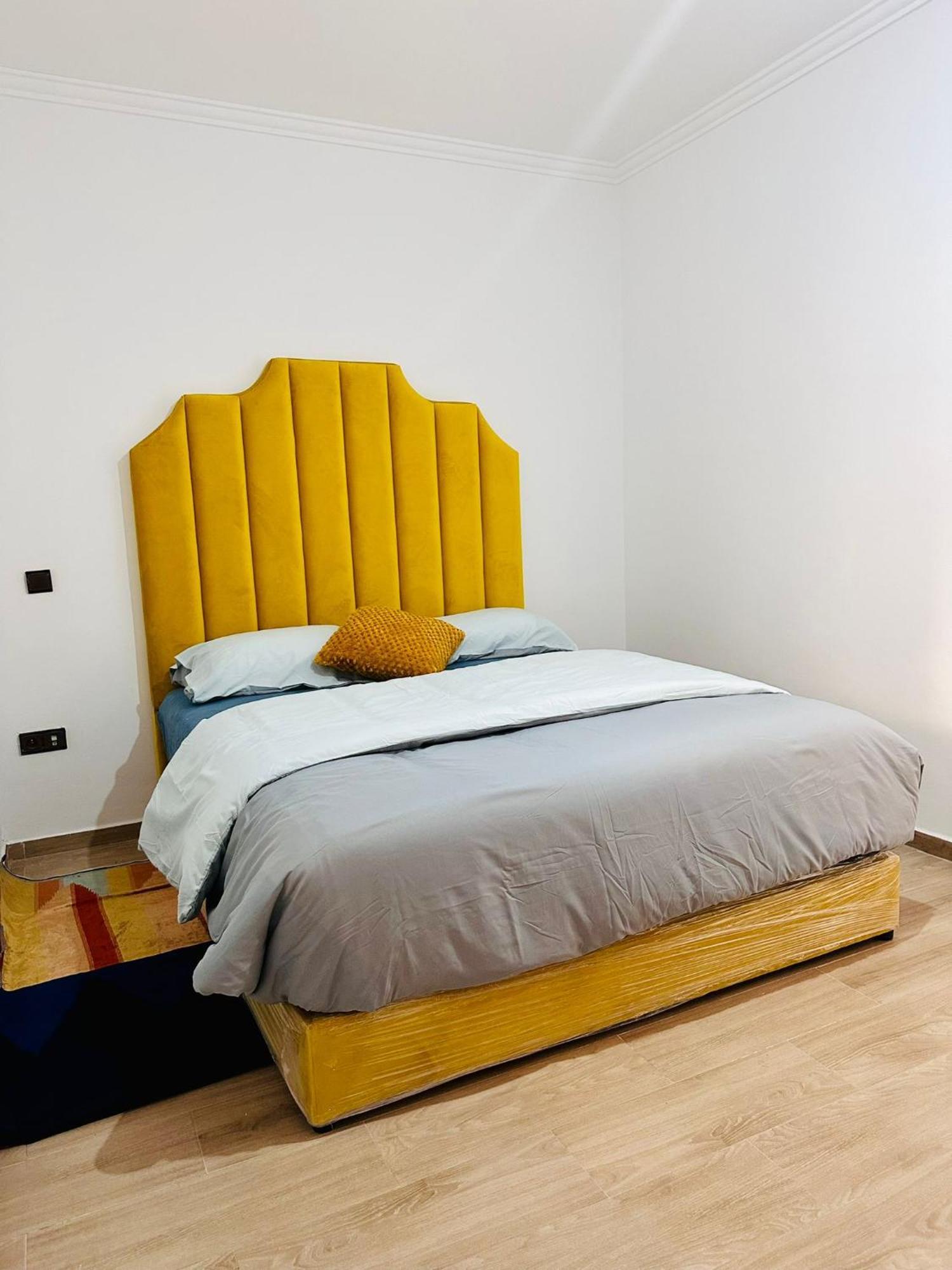 Appartement Luxurious 2 Bedroom Center With Pool ' Train Station ' Aeroport Marrakesh